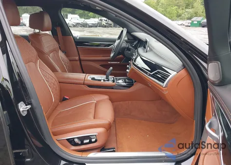 2018 BMW Alpina B7 xDrive z USA, uszkodzony, nr VIN WBA7F2C56JB238258